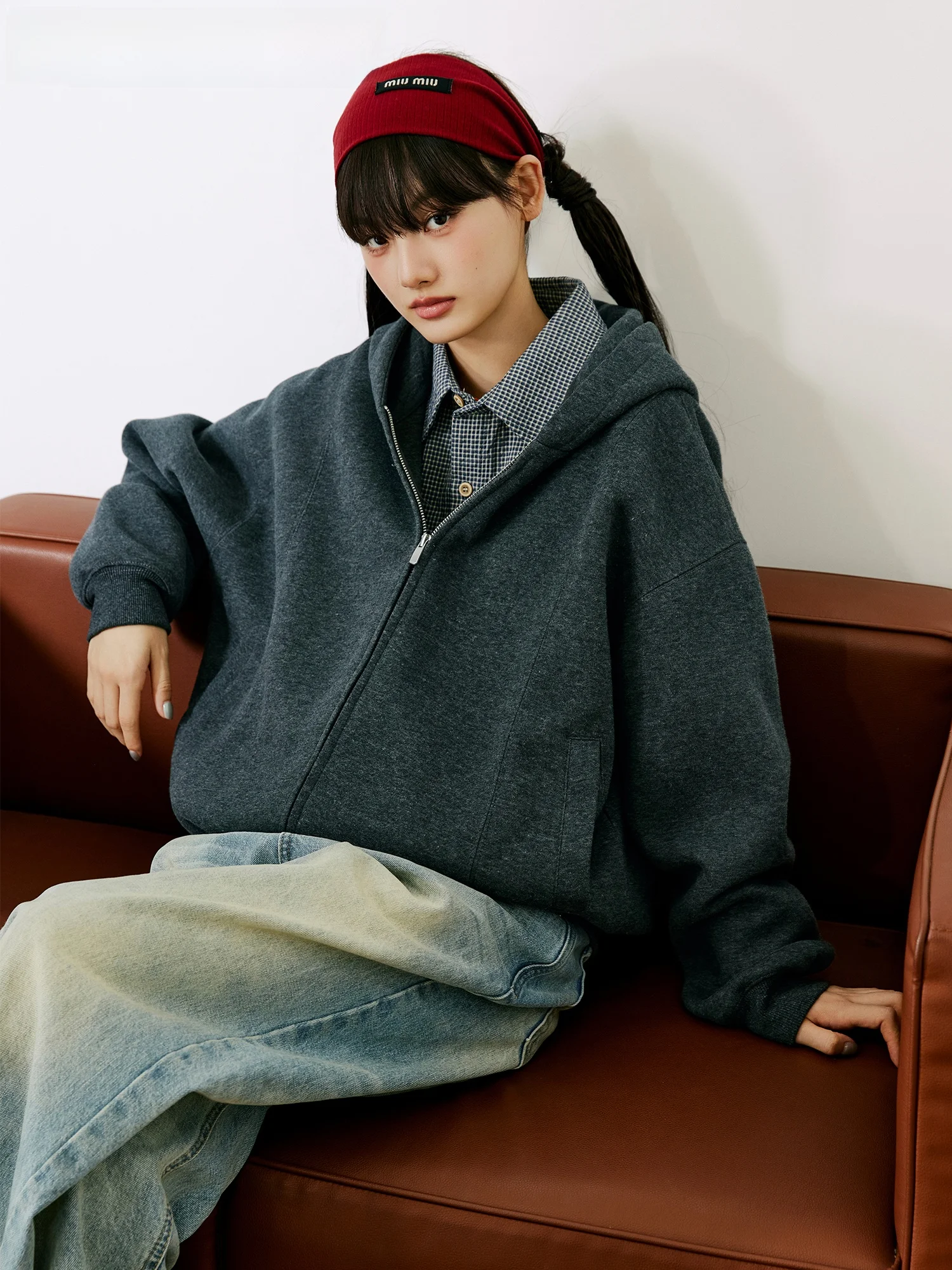 Burgenland Grey Zipper Open Cardigan Women's Casual Heavyweight Hoodie Spring Autumn Thickened Casual Style Loose Fit Coat
Burgenland Grey Zipper Open Cardigan Women's Casual Heavyweight Hoodie Spring Autumn Thickened Casual Style Loose Fit Coat