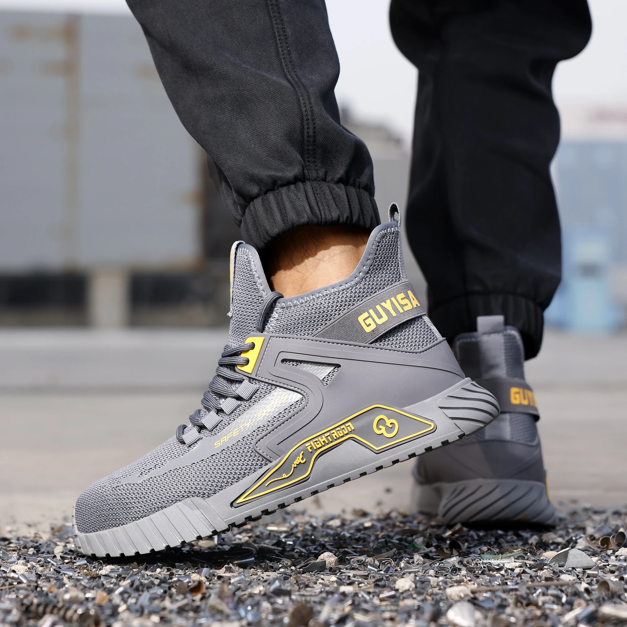 Men's high-top safety shoes steel head anti-smash anti-stabbing work shoes breathable wear-resistant non-slip lightweight
Men's high-top safety shoes steel head anti-smash anti-stabbing work shoes breathable wear-resistant non-slip lightweight