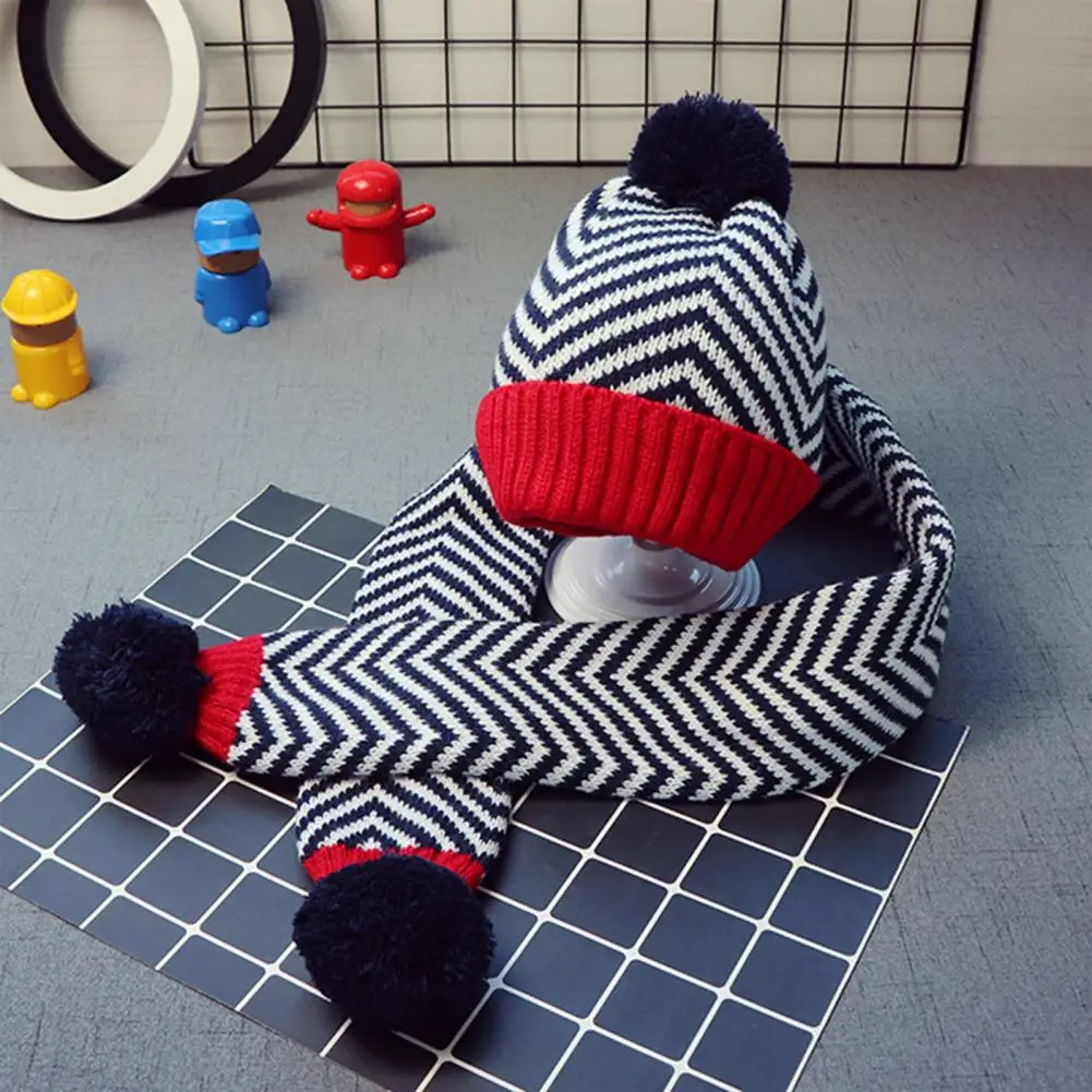 Шерстяная шапка с украшением в виде шарика, удобный детский комплект, детская зимняя шапка, шарф, комплект с плюшевым шариком, полосатый принт на осень/зиму
Шерстяная шапка с украшением в виде шарика, удобный детский комплект, детская зимняя шапка, шарф, комплект с плюшевым шариком, полосатый принт на осень/зиму