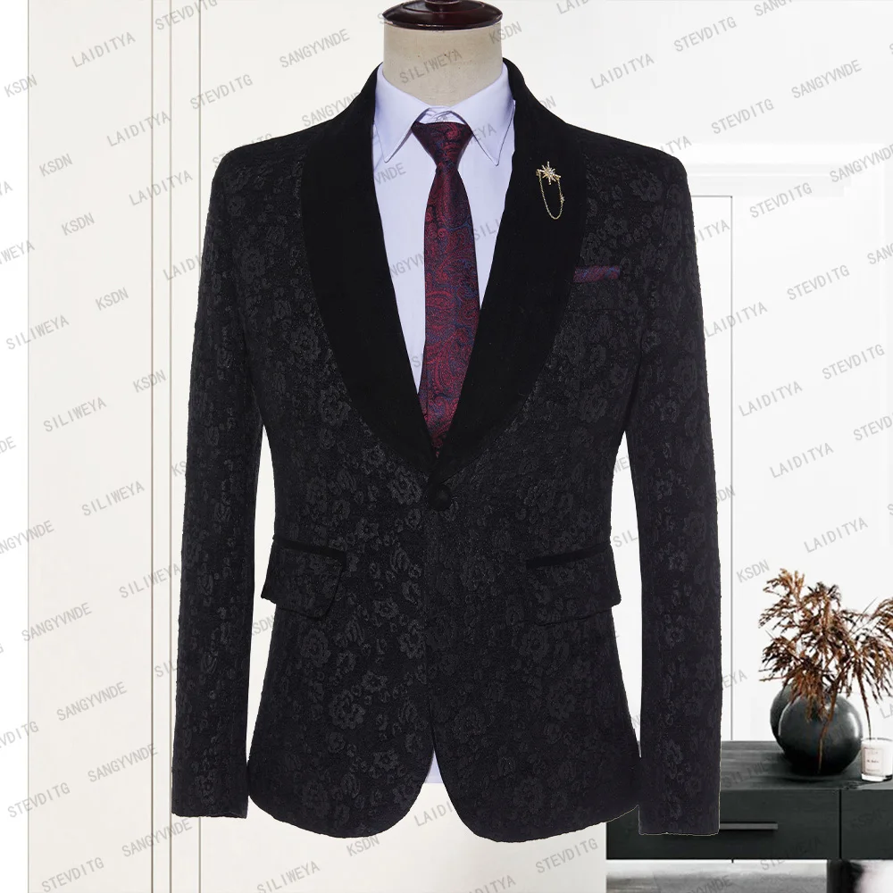 2023 New Men Wedding Party Black Flower Pattern Casual Business Velvet Jacket Large Size Male Fashion Slim Fit Suit Blazer Coat
2023 New Men Wedding Party Black Flower Pattern Casual Business Velvet Jacket Large Size Male Fashion Slim Fit Suit Blazer Coat