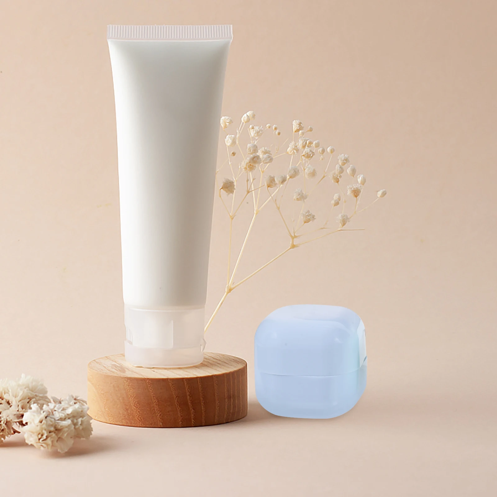 4Pcs 30g Empty Refillable Face Cream Containers Cosmetics Bottles Travel Storage Jars Durable Lightweight Cosmetics Bottle
4Pcs 30g Empty Refillable Face Cream Containers Cosmetics Bottles Travel Storage Jars Durable Lightweight Cosmetics Bottle