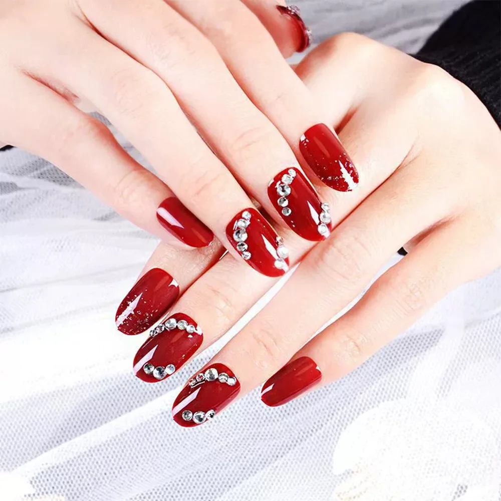 24Pcs Short Round Head Press on Nails with Red Shiny Powder Design Fake Nail Rhinestone Wearable Full Cover False Nails Tips Art
24Pcs Short Round Head Press on Nails with Red Shiny Powder Design Fake Nail Rhinestone Wearable Full Cover False Nails Tips Art