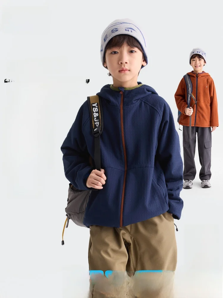 Purrfect Diary Fleece Lined Outdoor Casual Jacket for Boys Warm Polyester Fiber Long Sleeve Zipper Closure Coat with Hat
Purrfect Diary Fleece Lined Outdoor Casual Jacket for Boys Warm Polyester Fiber Long Sleeve Zipper Closure Coat with Hat
