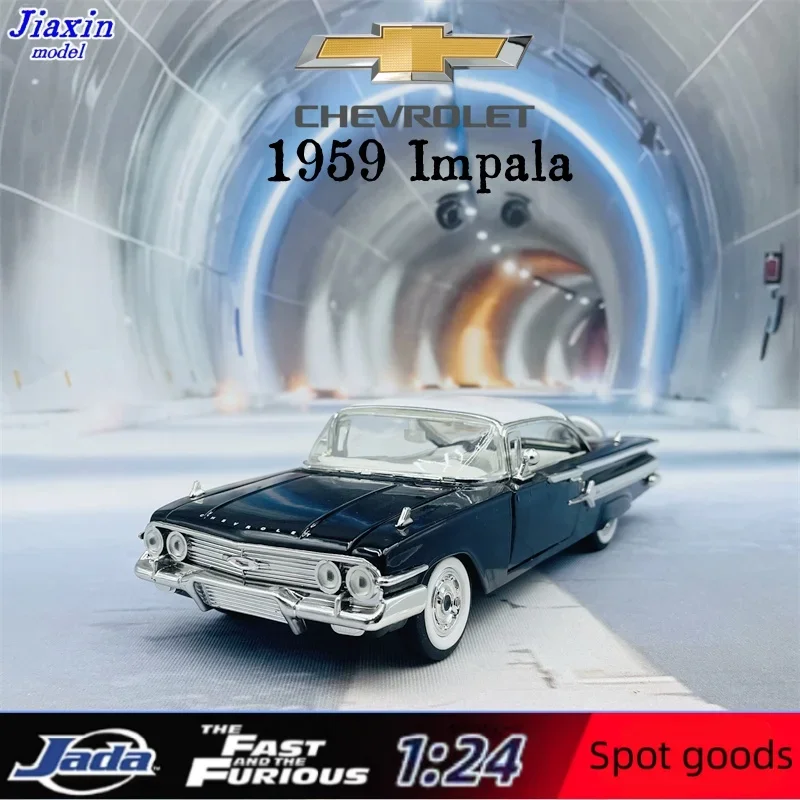 Jiada 1:24 1964 Chevrolet Impala Classic car simulation Alloy collection car model for children's birthday gifts31
Jiada 1:24 1964 Chevrolet Impala Classic car simulation Alloy collection car model for children's birthday gifts31