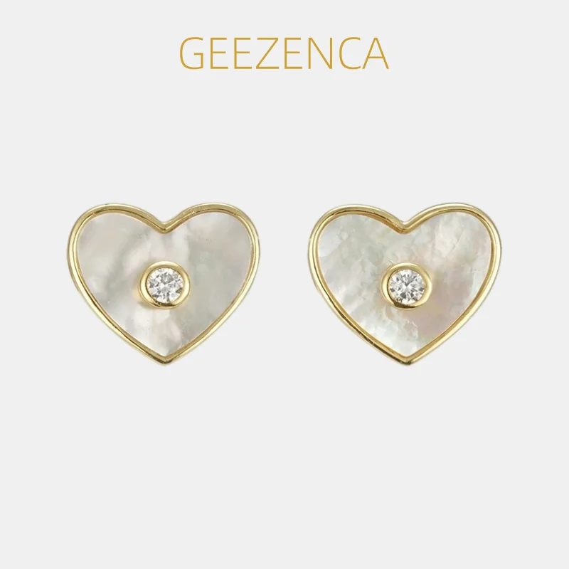 GEEZENCA S925 Серебристо-белые перламутровые женские серьги-гвоздики в форме сердца с цирконием, 18-каратное золото, милые изящные маленькие серьги, подарок для девочки
GEEZENCA S925 Серебристо-белые перламутровые женские серьги-гвоздики в форме сердца с цирконием, 18-каратное золото, милые изящные маленькие серьги, подарок для девочки