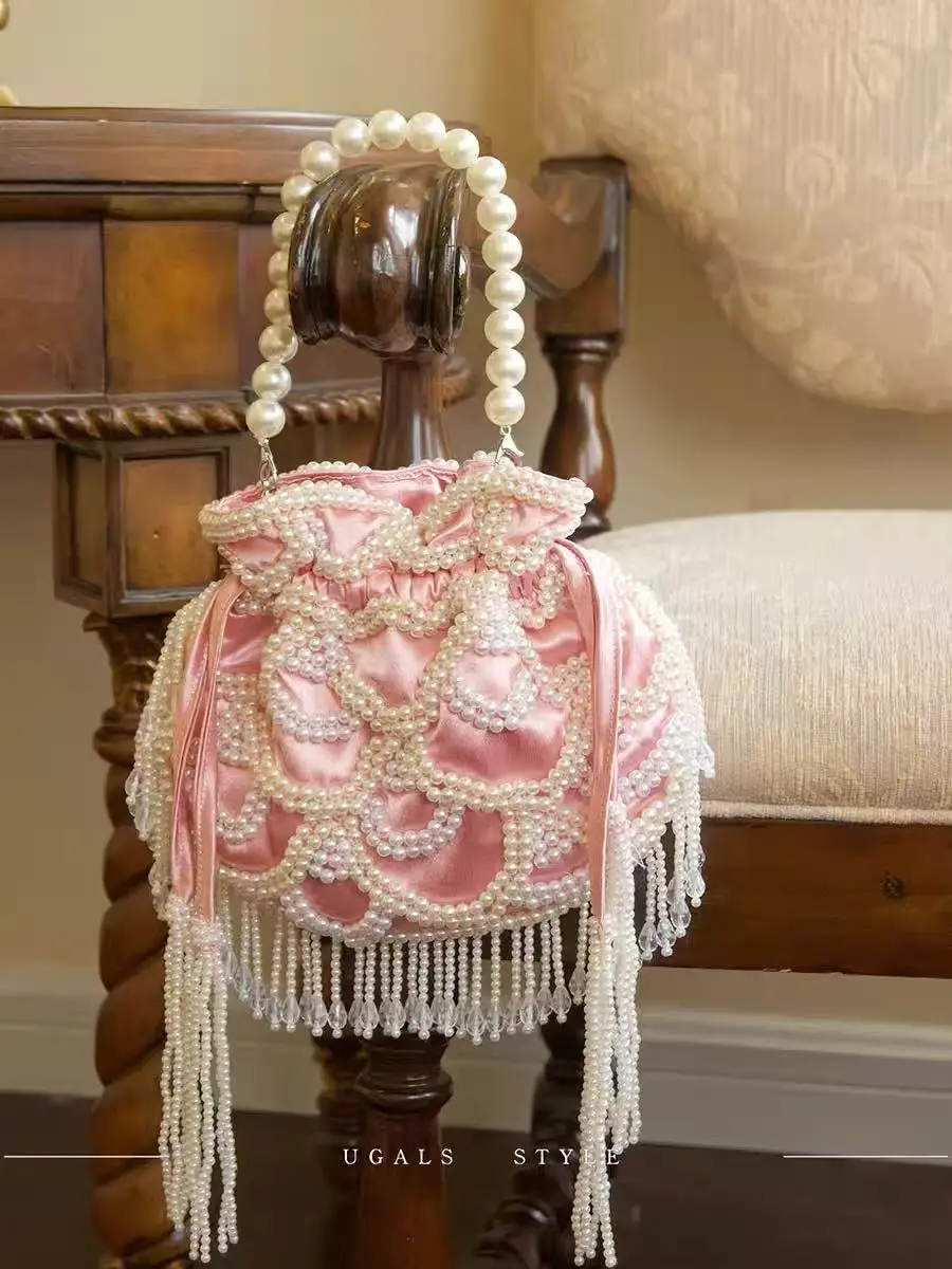 Pearl Beading Tassel Hobo Bag Beads Beaded Woven Handmade Women Handbag Luxury Fashion Banquet Bag Wedding Party Clutch Purse
Pearl Beading Tassel Hobo Bag Beads Beaded Woven Handmade Women Handbag Luxury Fashion Banquet Bag Wedding Party Clutch Purse