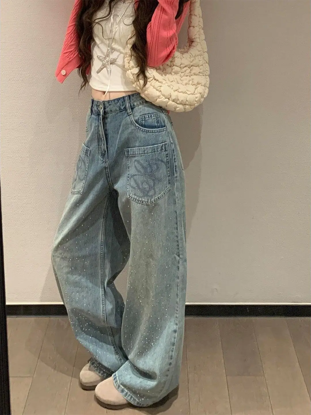 Trendy High-Waisted Straight Leg Denim Jeans Women's Summer Design Embroidered Loose Wide Leg Floor-Length Pants Cotton Polye...
Trendy High-Waisted Straight Leg Denim Jeans Women's Summer Design Embroidered Loose Wide Leg Floor-Length Pants Cotton Polye...
