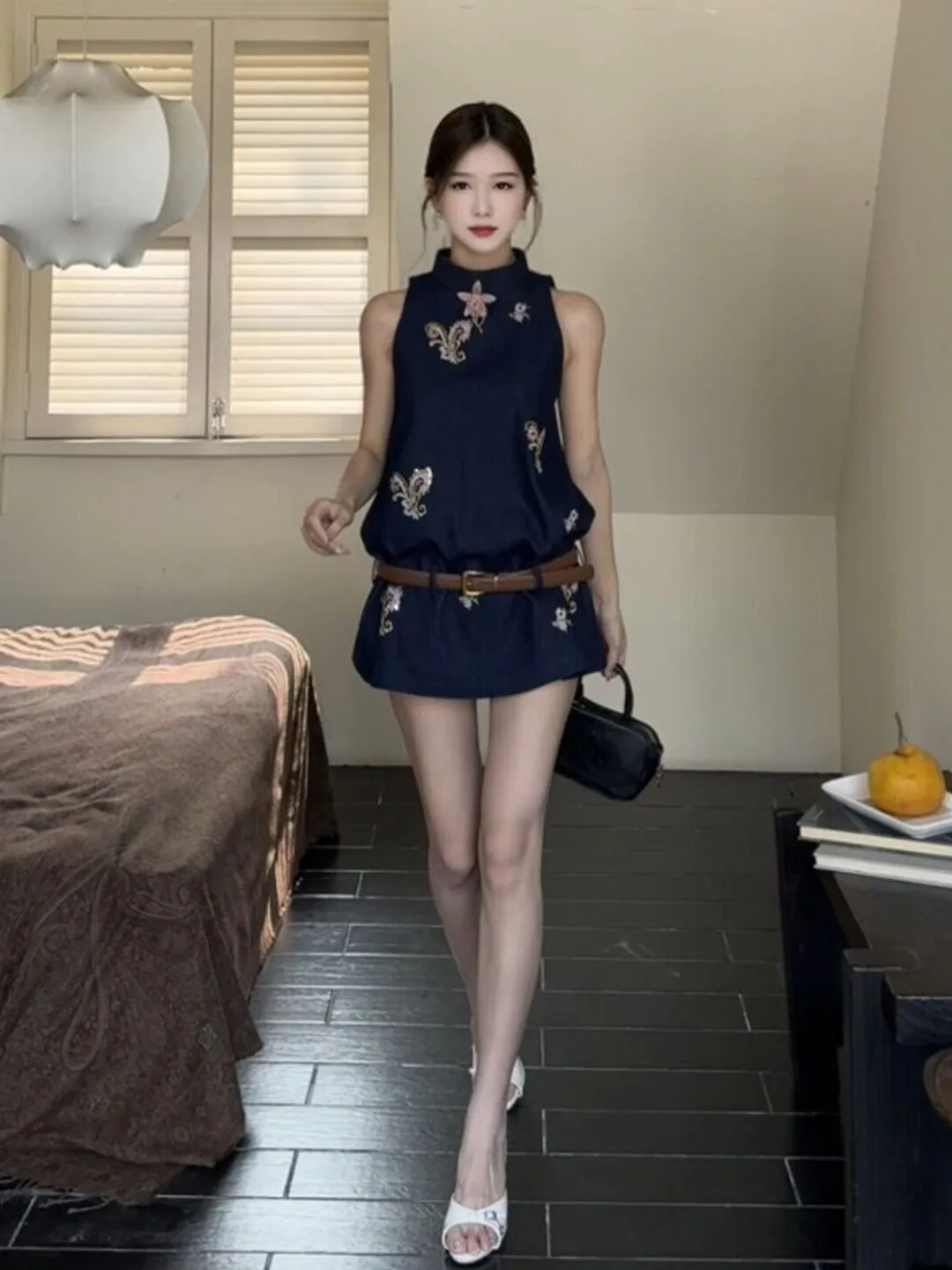 Retro Unique Stylish Vest Top And Shorts Two-Piece Set Elegant Summer Outfit Comfortable Cotton Blend High Waist Shorts
Retro Unique Stylish Vest Top And Shorts Two-Piece Set Elegant Summer Outfit Comfortable Cotton Blend High Waist Shorts