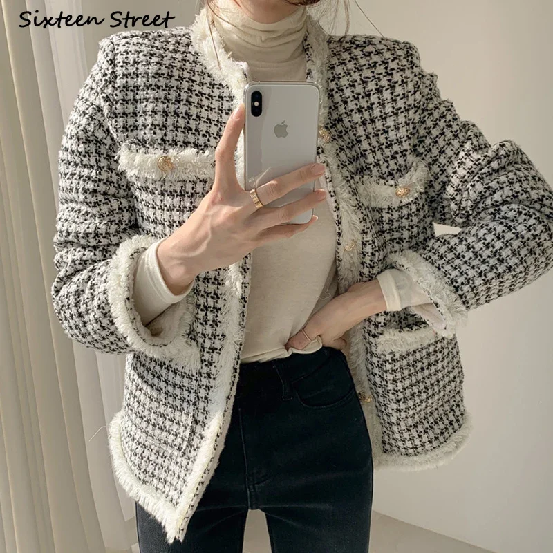 Plaid O Neck Tweed Woman Jacket Fall Golden Button Up Thicken Wool Coat Ladies Office Business Vintage Korean Cropped Tops
Plaid O Neck Tweed Woman Jacket Fall Golden Button Up Thicken Wool Coat Ladies Office Business Vintage Korean Cropped Tops