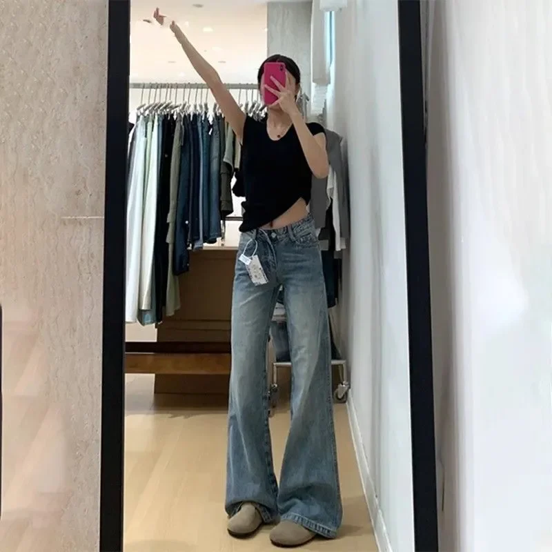 Women American Retro Washed Low Waist Loose Straight Wide Leg Flare Jeans
Women American Retro Washed Low Waist Loose Straight Wide Leg Flare Jeans