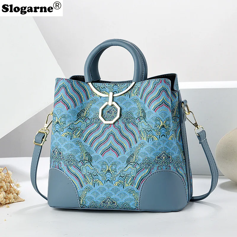 2025 Printing Leather Handbags Womens Casual Crossbody Bags Ladies Luxury Designer Tote Bucket Bag Large Capacity Shoulder Bag
2025 Printing Leather Handbags Womens Casual Crossbody Bags Ladies Luxury Designer Tote Bucket Bag Large Capacity Shoulder Bag