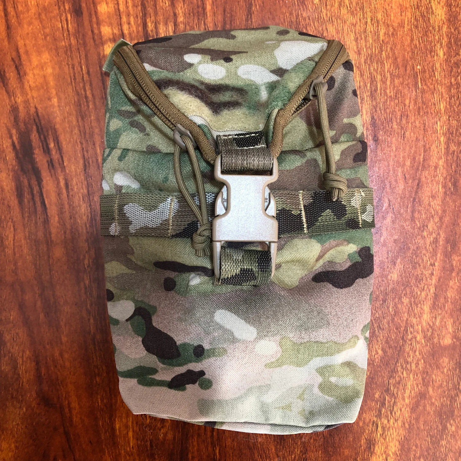 Tactical Pouch Airsoft Expansion Molle Pouch Multicam 500D Plate Carrier Sundry Bag Tool Kit Utility Recycling Gear
Tactical Pouch Airsoft Expansion Molle Pouch Multicam 500D Plate Carrier Sundry Bag Tool Kit Utility Recycling Gear
