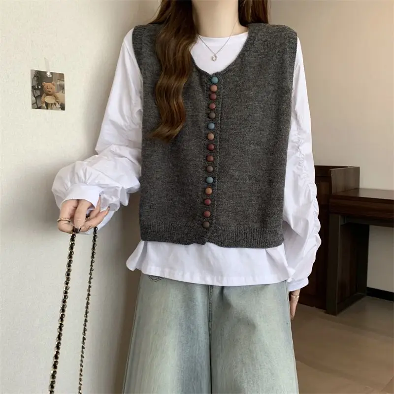 Spring Autumn New Suit Women Round Neck Solid Color Fashion Long Sleeve Pleated Pullovers Vintage Elegant Button All-match Vest
Spring Autumn New Suit Women Round Neck Solid Color Fashion Long Sleeve Pleated Pullovers Vintage Elegant Button All-match Vest