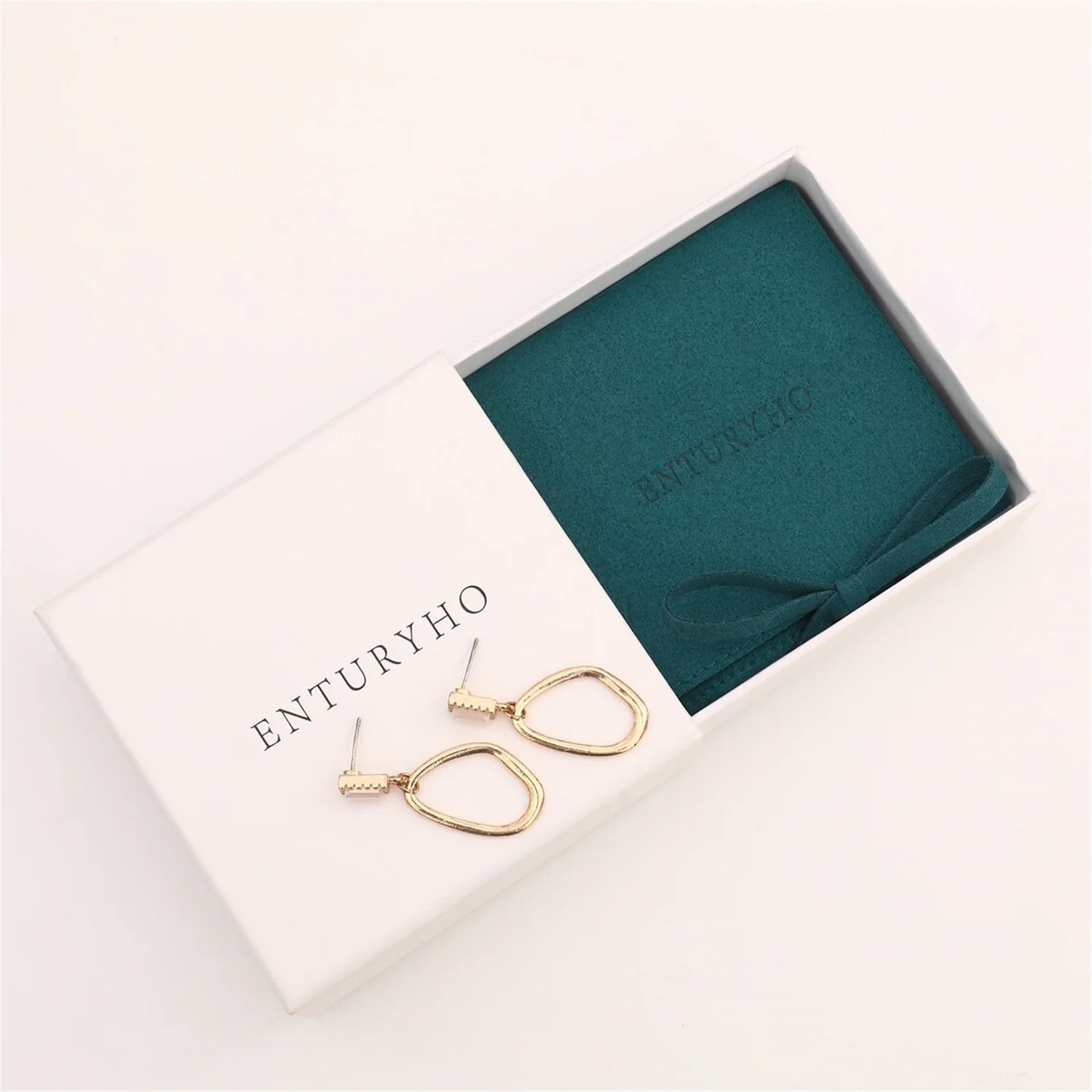 50 pieces of blue microfiber jewelry packaging supplies personalized custom logo bag small mini necklace packaging bag free ship
50 pieces of blue microfiber jewelry packaging supplies personalized custom logo bag small mini necklace packaging bag free ship