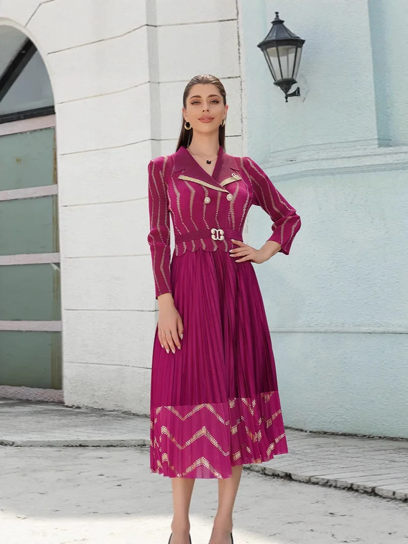 Miyake Fashion Folded Striped Dress Women's Notched Waist Retraction Slim Fit Dresses 2025 Summer New Tide
Miyake Fashion Folded Striped Dress Women's Notched Waist Retraction Slim Fit Dresses 2025 Summer New Tide