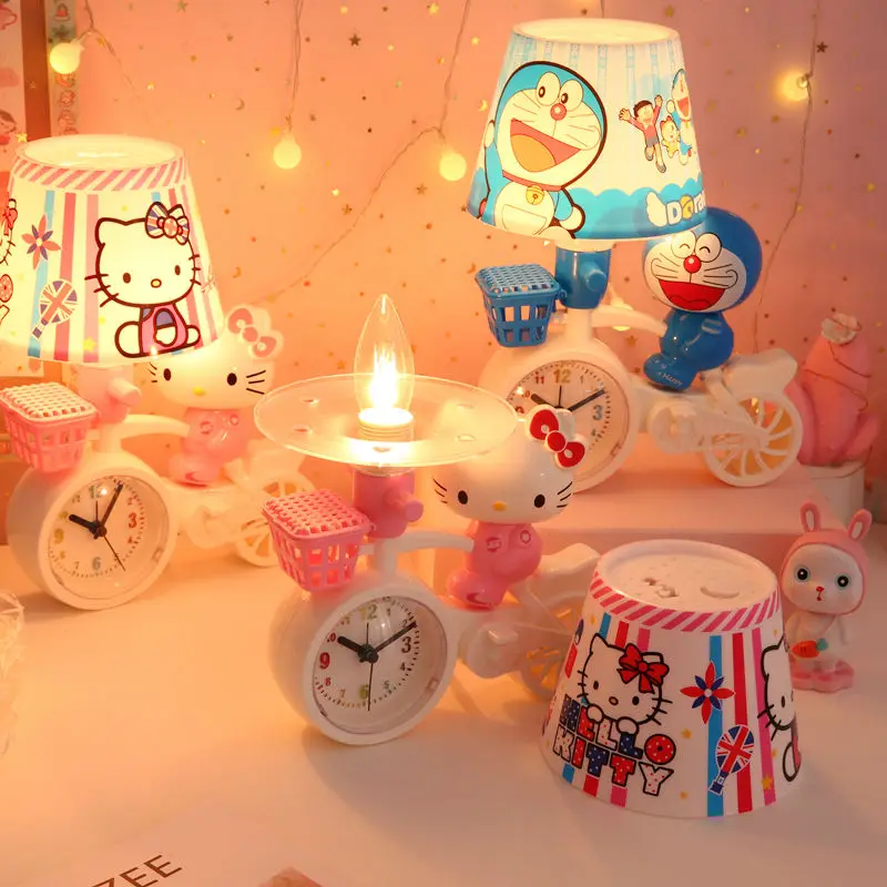 Sanrio Kawaii аниме Hello Kitty модель мультфильм спальня для сна ночная версия прикроватная лампа будильник украшение детский подарок игрушки для девочек
Sanrio Kawaii аниме Hello Kitty модель мультфильм спальня для сна ночная версия прикроватная лампа будильник украшение детский подарок игрушки для девочек