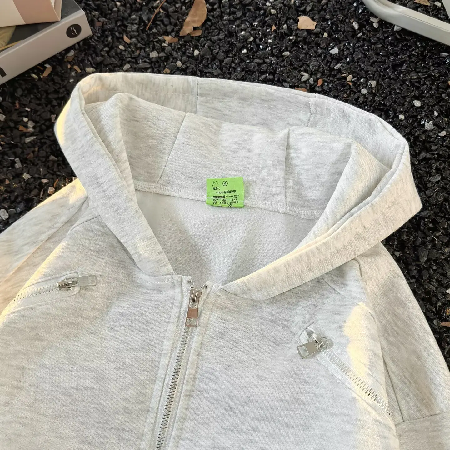 Толстовка с капюшоном в стиле ретро в стиле пэчворк на раннюю осень, новый стиль с рукавами реглан, толстовка в американском стиле, свободный автомобиль с длинными рукавами
Толстовка с капюшоном в стиле ретро в стиле пэчворк на раннюю осень, новый стиль с рукавами реглан, толстовка в американском стиле, свободный автомобиль с длинными рукавами