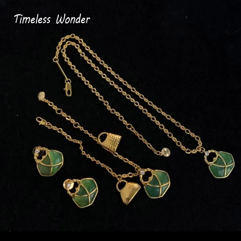 Timeless Wonder Fancy Zircon Geo Bag Charm Necklace Bracelet Stud Earrings Women Designer Fine Jewelry Set Sweet Top Rare 4612
Timeless Wonder Fancy Zircon Geo Bag Charm Necklace Bracelet Stud Earrings Women Designer Fine Jewelry Set Sweet Top Rare 4612