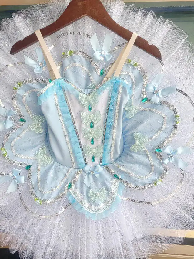 Girls Light Blue Ballet Tutu Dress with Rhinestone & Lace Details for Professional Stage Performance and Competition
Girls Light Blue Ballet Tutu Dress with Rhinestone & Lace Details for Professional Stage Performance and Competition