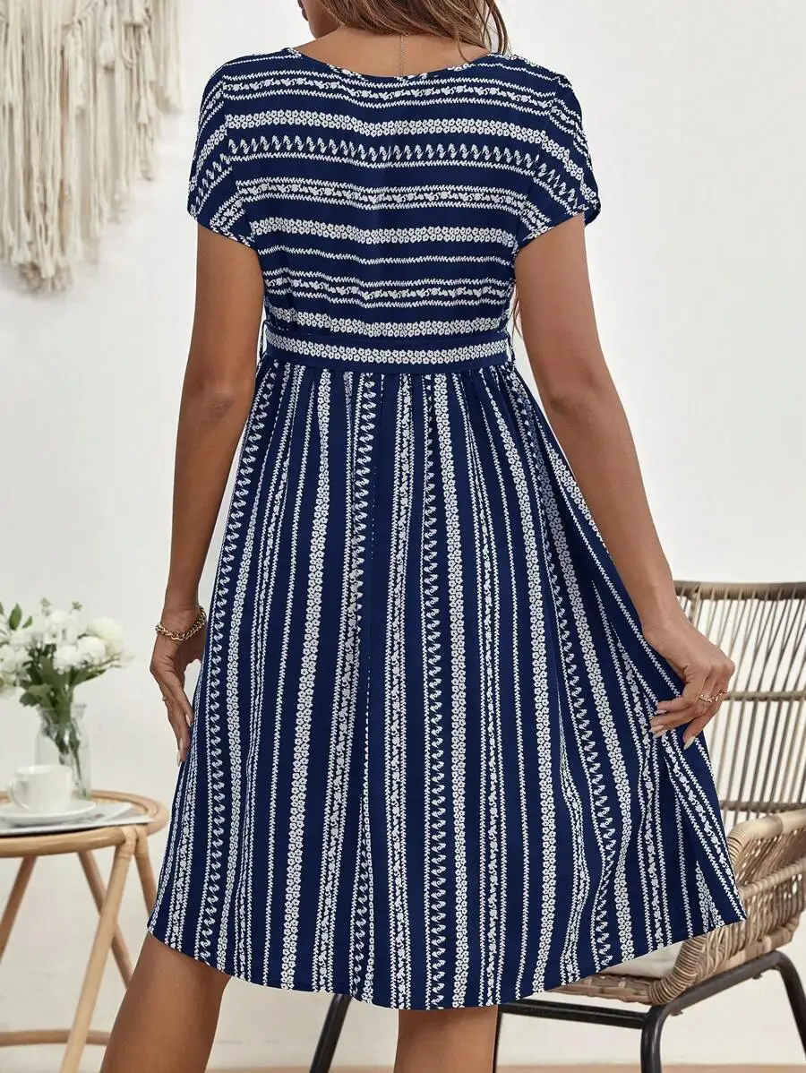 Maternity Floral Print Belted A-Line Dress Blue
Maternity Floral Print Belted A-Line Dress Blue