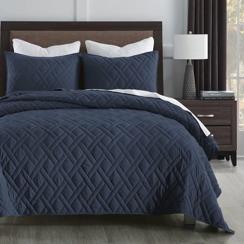 Quilt Set Queen Size Navy Blue, Classic Geometric Diamond Stitched Pattern, Ultra Soft Microfiber Lightweight Bedding Bedspread
Quilt Set Queen Size Navy Blue, Classic Geometric Diamond Stitched Pattern, Ultra Soft Microfiber Lightweight Bedding Bedspread