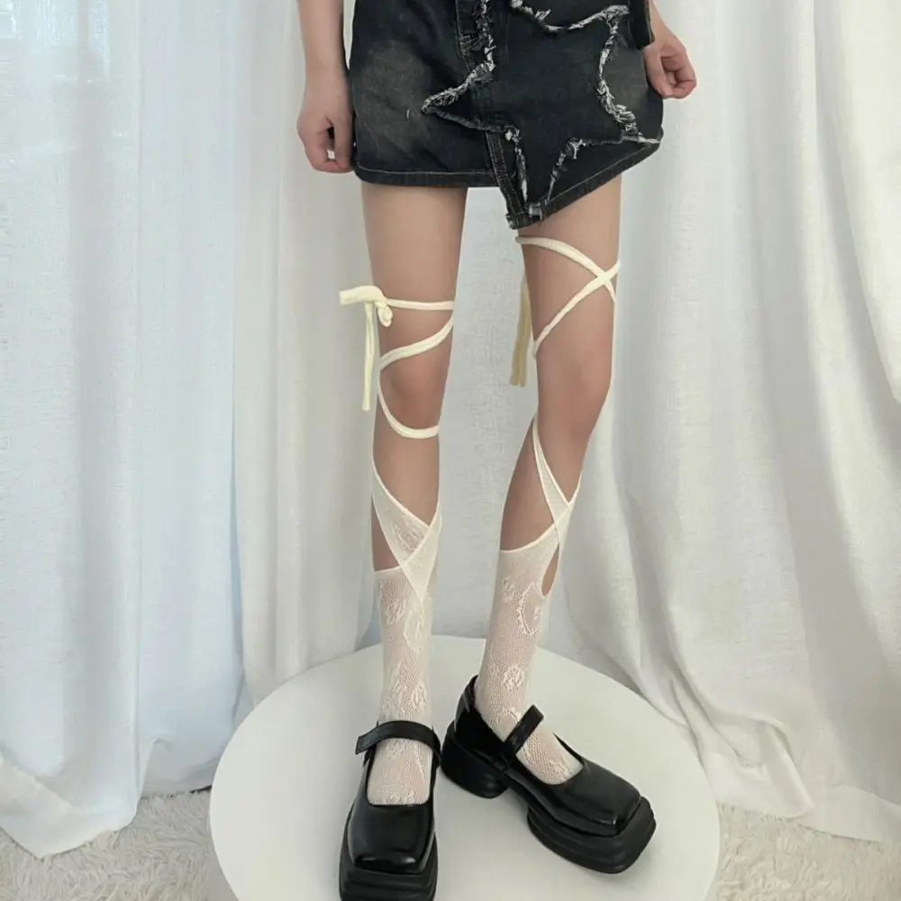 2Pairs Irregular Straps JK Lace-up Stockings Hollow Mesh Lolita Lace Stockings Spicy Girl Style Fishnet Mid Tube Socks Women
2Pairs Irregular Straps JK Lace-up Stockings Hollow Mesh Lolita Lace Stockings Spicy Girl Style Fishnet Mid Tube Socks Women