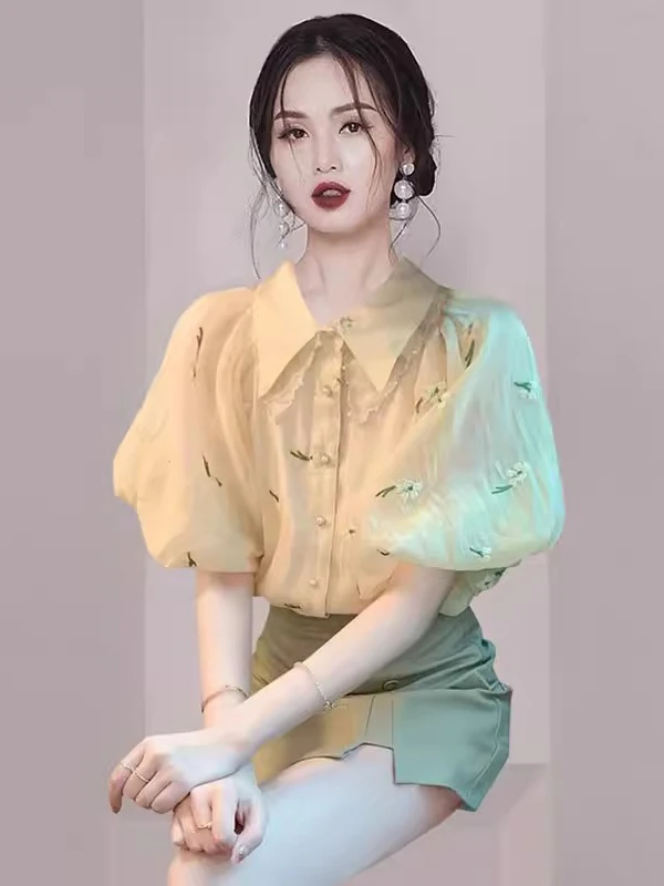 Ladies Floral Print Chiffon Shirt Summer 2026 New Style Elegant High-End Feel Short Sleeve Top Korean Version Loose Fit
Ladies Floral Print Chiffon Shirt Summer 2026 New Style Elegant High-End Feel Short Sleeve Top Korean Version Loose Fit