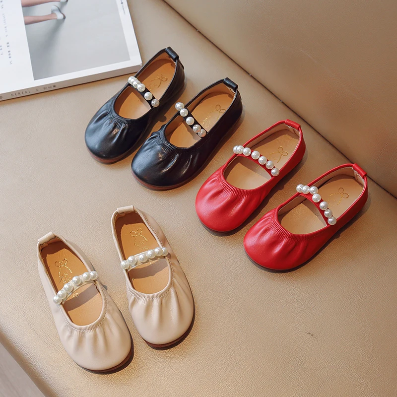 Осенние туфли принцессы для девочек с жемчужной резинкой, мягкие удобные детские туфли на плоской подошве, однотонные нескользящие модные универсальные детские туфли
Осенние туфли принцессы для девочек с жемчужной резинкой, мягкие удобные детские туфли на плоской подошве, однотонные нескользящие модные универсальные детские туфли