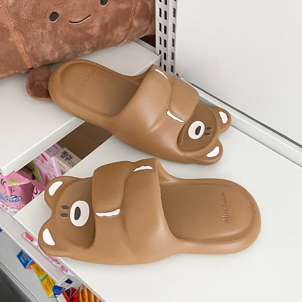 Креативные тапочки с медведем, нескользящие шлепанцы с мягкой подошвой и коричневым медведем, тапочки из ЭВА на толстой подошве с рисунком белого медведя для мальчиков и девочек
Креативные тапочки с медведем, нескользящие шлепанцы с мягкой подошвой и коричневым медведем, тапочки из ЭВА на толстой подошве с рисунком белого медведя для мальчиков и девочек