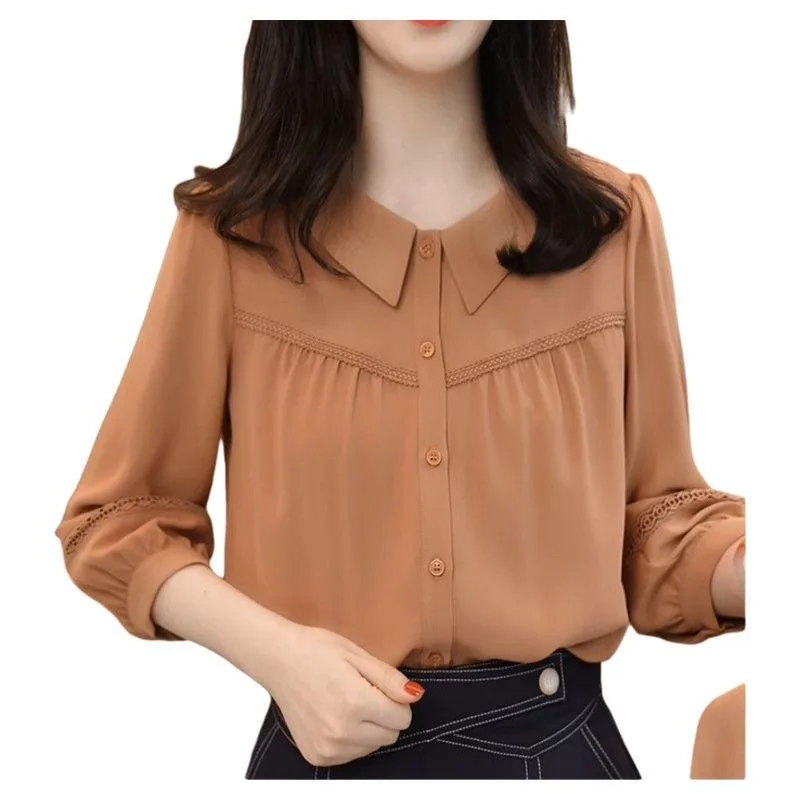 Женская блузка-рубашка с V-образным вырезом, рукавом до локтя, кружевной отделкой и пуговицами, повседневная, цвет кэмел
Женская блузка-рубашка с V-образным вырезом, рукавом до локтя, кружевной отделкой и пуговицами, повседневная, цвет кэмел