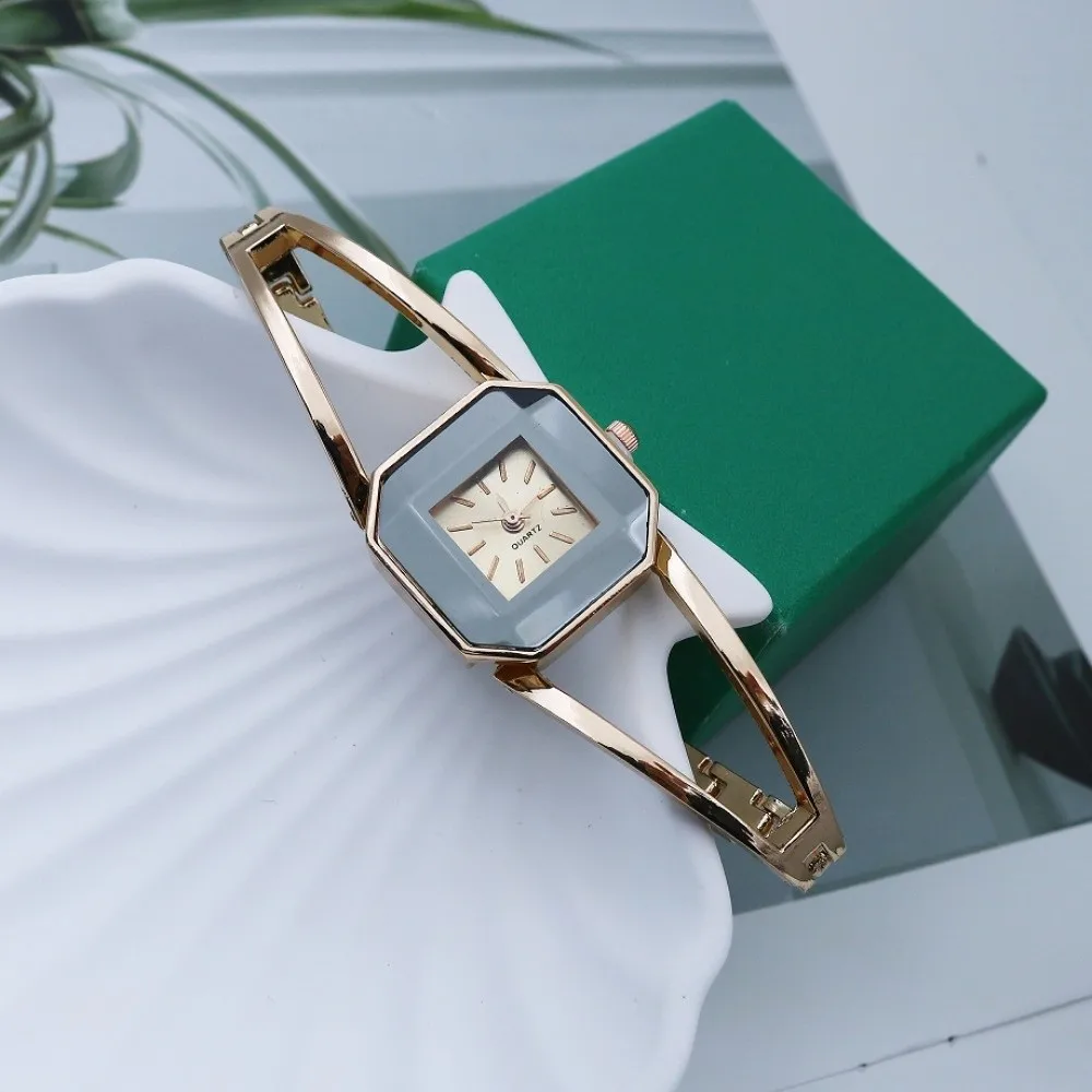New Square Dial Women Watch Luxury Elegant Quartz Watch Hollow Design Wristwatches Women Fashion
New Square Dial Women Watch Luxury Elegant Quartz Watch Hollow Design Wristwatches Women Fashion