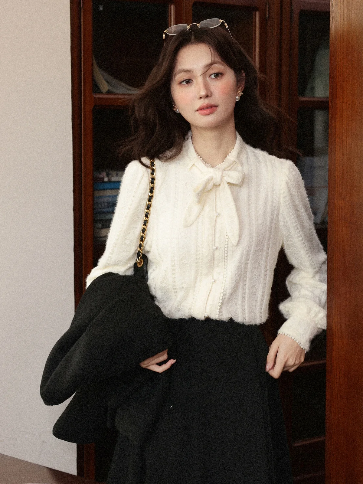 Loose Long Sve Women's irt Autumn New Sle South Deer Wind Fluffy adow Apricot Color Casual Faionable Top
Loose Long Sve Women's irt Autumn New Sle South Deer Wind Fluffy adow Apricot Color Casual Faionable Top