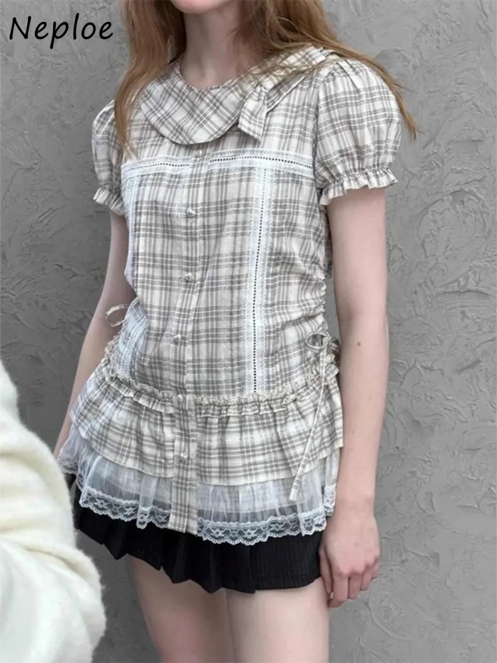 Neploe Simple Korea Office Lady Ruched Lace Shirt Hollow Out Slim Vintage Puff Sleeve Blouses Peter Pan Collar Plaid Lace Up Top
Neploe Simple Korea Office Lady Ruched Lace Shirt Hollow Out Slim Vintage Puff Sleeve Blouses Peter Pan Collar Plaid Lace Up Top