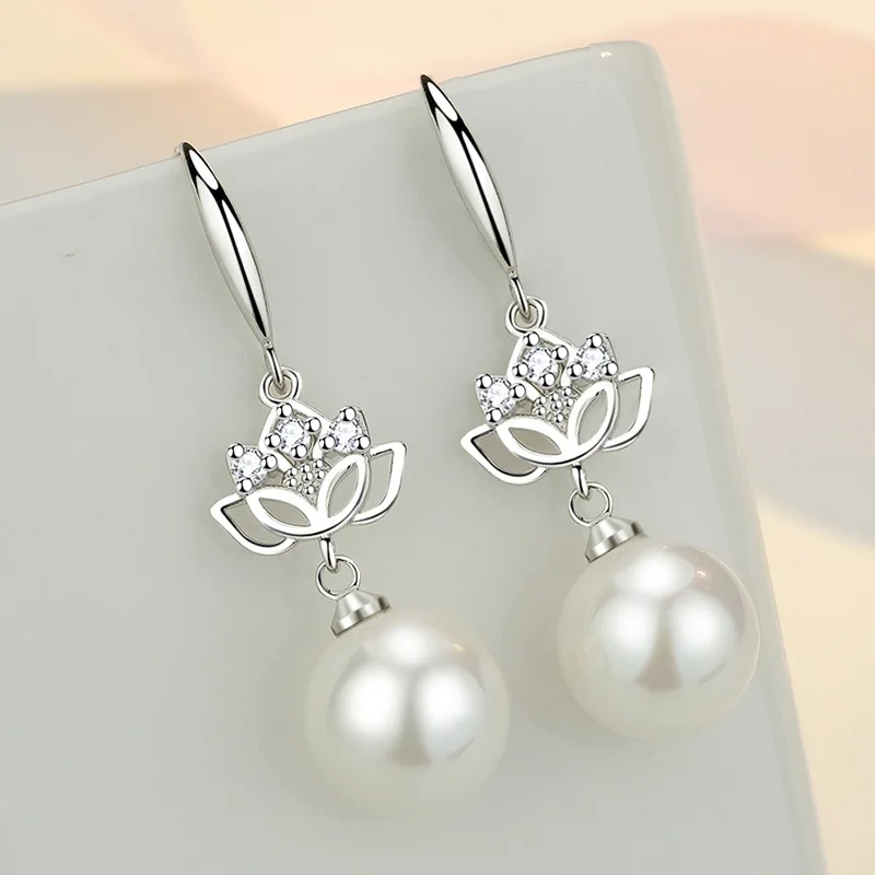 Classic Hollow Lotus Earhooks Retro Elegant 925 Silver Earrings Chinese Style Pearl Earrings Party Jewelry Earring KOFSAC
Classic Hollow Lotus Earhooks Retro Elegant 925 Silver Earrings Chinese Style Pearl Earrings Party Jewelry Earring KOFSAC