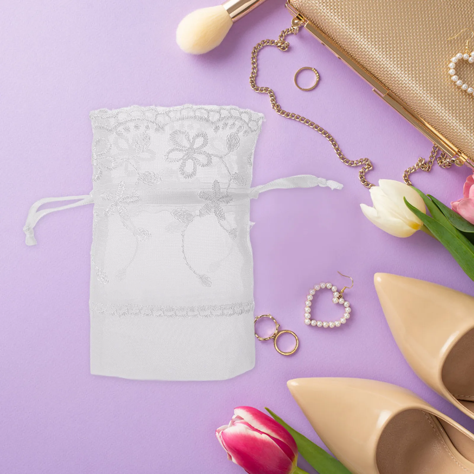 Drawstring Jewelry Pouch Compact Safe Supple Material Gift Bag for Jewelry Accessories Birthday Anniversary Valentine Wedding
Drawstring Jewelry Pouch Compact Safe Supple Material Gift Bag for Jewelry Accessories Birthday Anniversary Valentine Wedding