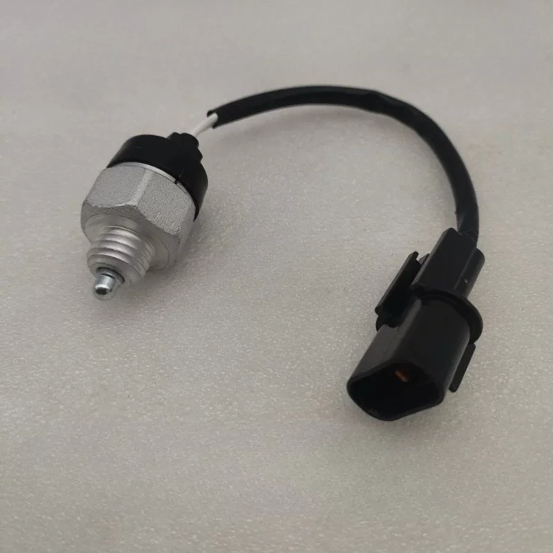 Reverse Light Switch 93860-02501 9386002501 for Hyundai i10 i20 Accent Kia Picanto Morning Rio 1.0 1.2L Back Up Lamp Switch
Reverse Light Switch 93860-02501 9386002501 for Hyundai i10 i20 Accent Kia Picanto Morning Rio 1.0 1.2L Back Up Lamp Switch