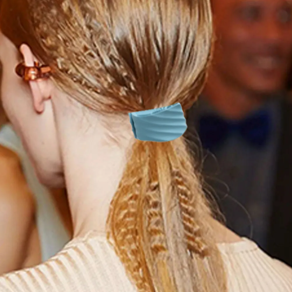 Набор из 2 эргономичных расчесок с широкими зубьями для распутывания и укладки влажных кудрявых волос, портативный, для женщин, с чехлом для хранения, для выпрямления волос
Набор из 2 эргономичных расчесок с широкими зубьями для распутывания и укладки влажных кудрявых волос, портативный, для женщин, с чехлом для хранения, для выпрямления волос