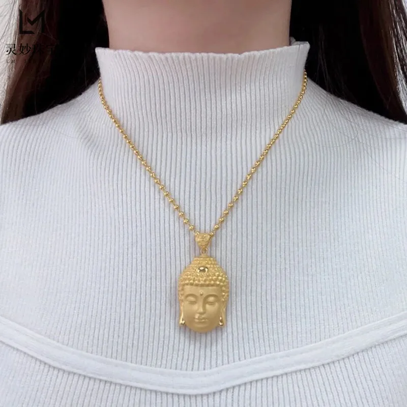 Couple's 24K Gold (AU999) Mahavairocana Amulet | Chiseled Backlight Sanskrit with Dharma Wheel
Couple's 24K Gold (AU999) Mahavairocana Amulet | Chiseled Backlight Sanskrit with Dharma Wheel