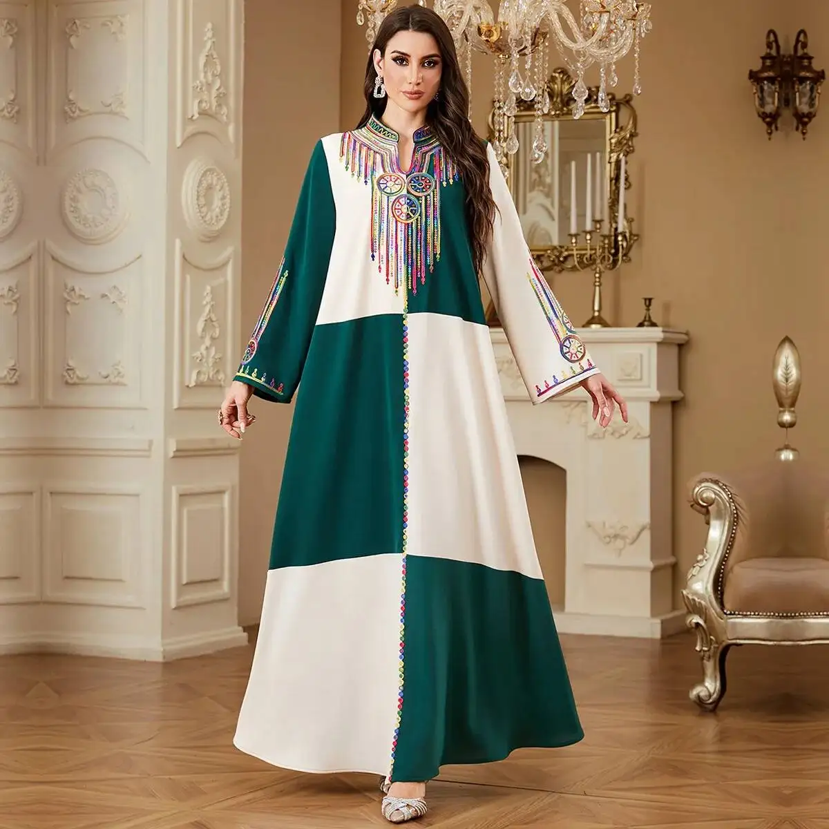 4385 New Color-block Embroidered Robe For Women, Fashionable Loose Dress, Elegant Long Dress Ramadan Dubai Luxury Islam Elegant
4385 New Color-block Embroidered Robe For Women, Fashionable Loose Dress, Elegant Long Dress Ramadan Dubai Luxury Islam Elegant