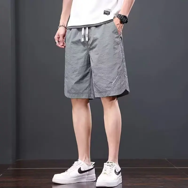 Лето 2021, брюки пять четвертей, свободные, удобные, универсальные, повседневные повседневные брюки в гонконгском стиле, мужские спортивные американские быстродействующие брюки
Лето 2021, брюки пять четвертей, свободные, удобные, универсальные, повседневные повседневные брюки в гонконгском стиле, мужские спортивные американские быстродействующие брюки