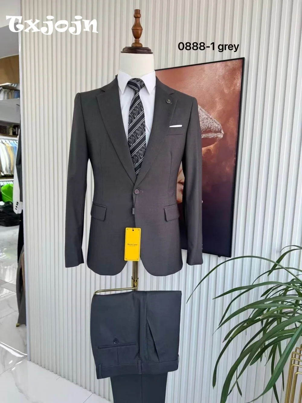 Gentlemen Single Breasted Mens Suit Set Elegant Men Business 2 Piece Set 2026 Slim Jacket Pants For Office Negotiation Groomsmen
Gentlemen Single Breasted Mens Suit Set Elegant Men Business 2 Piece Set 2026 Slim Jacket Pants For Office Negotiation Groomsmen