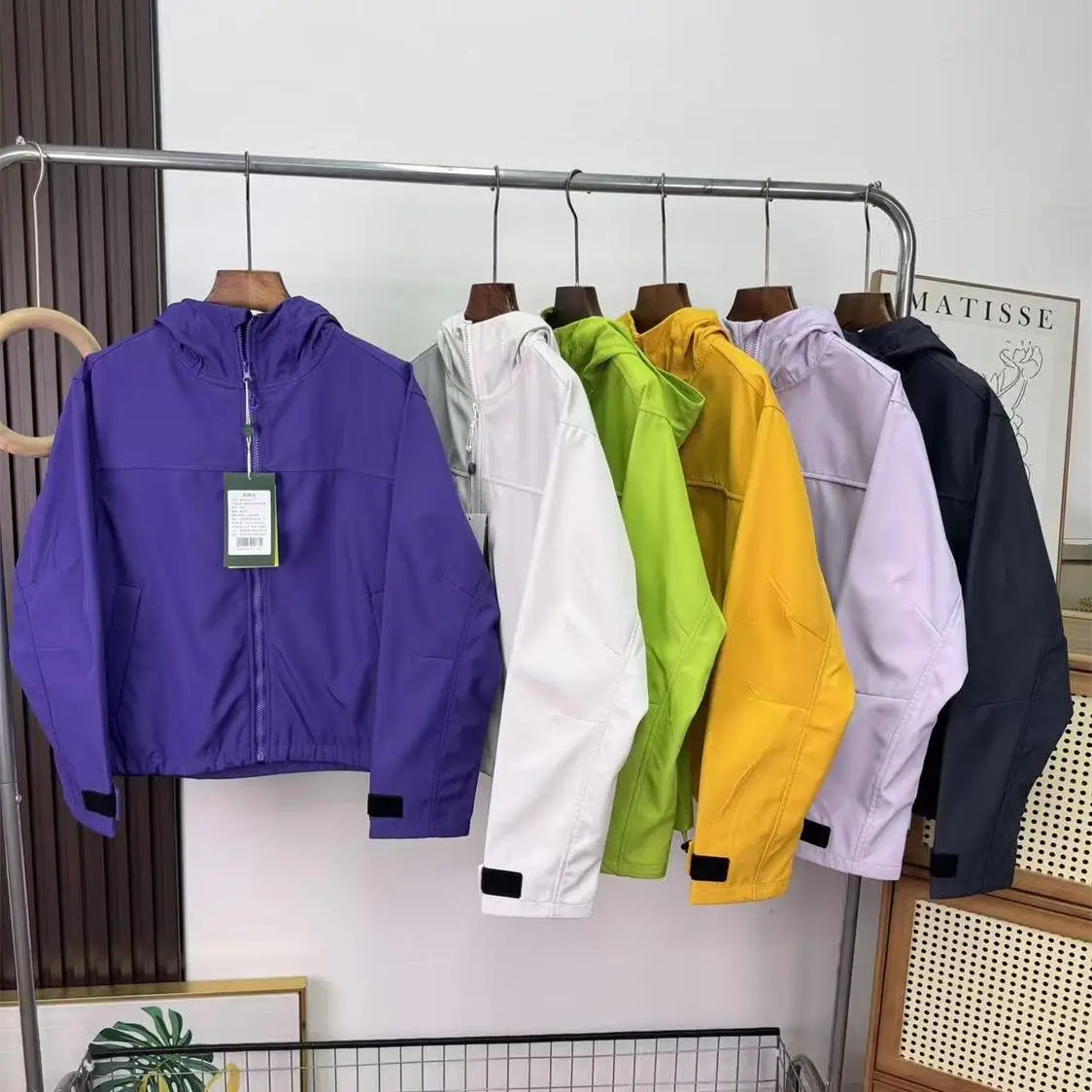 Легкая ветрозащитная водонепроницаемая кепка из прочной полиэстеровой ткани для активного отдыха, походов и альпинизма
Легкая ветрозащитная водонепроницаемая кепка из прочной полиэстеровой ткани для активного отдыха, походов и альпинизма