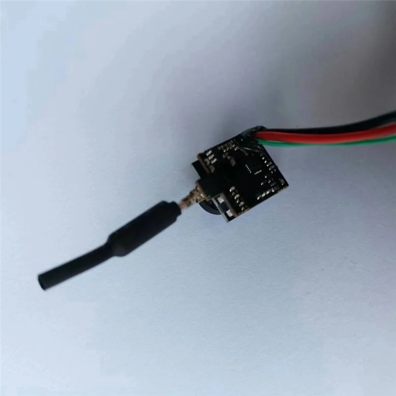 Практичная микро-камера AIO 800TVL, 5,8 ГГц, 25 МВт, FPV-передатчик с диполючей латунной антенной, комбинированный дляfpv, квадрокоптера, дрона 701U-C
Практичная микро-камера AIO 800TVL, 5,8 ГГц, 25 МВт, FPV-передатчик с диполючей латунной антенной, комбинированный дляfpv, квадрокоптера, дрона 701U-C