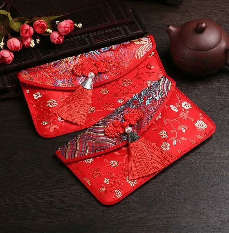 1 шт. шелковые красные конверты китайский Новый год Хунбао счастливые карманы с вышивкой, кисточкой на Новый год, весенний фестиваль, день рождения
1 шт. шелковые красные конверты китайский Новый год Хунбао счастливые карманы с вышивкой, кисточкой на Новый год, весенний фестиваль, день рождения