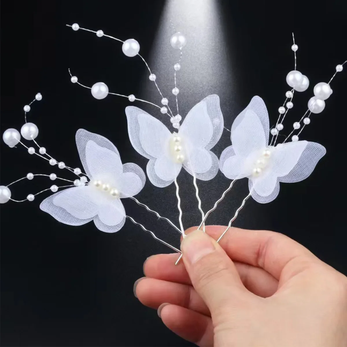 White Chiffon Pearl Butterfly U-shaped Hair Clip Women's Wedding Special Plate Hairpin Senior Sweet Hair Accessories Women
White Chiffon Pearl Butterfly U-shaped Hair Clip Women's Wedding Special Plate Hairpin Senior Sweet Hair Accessories Women