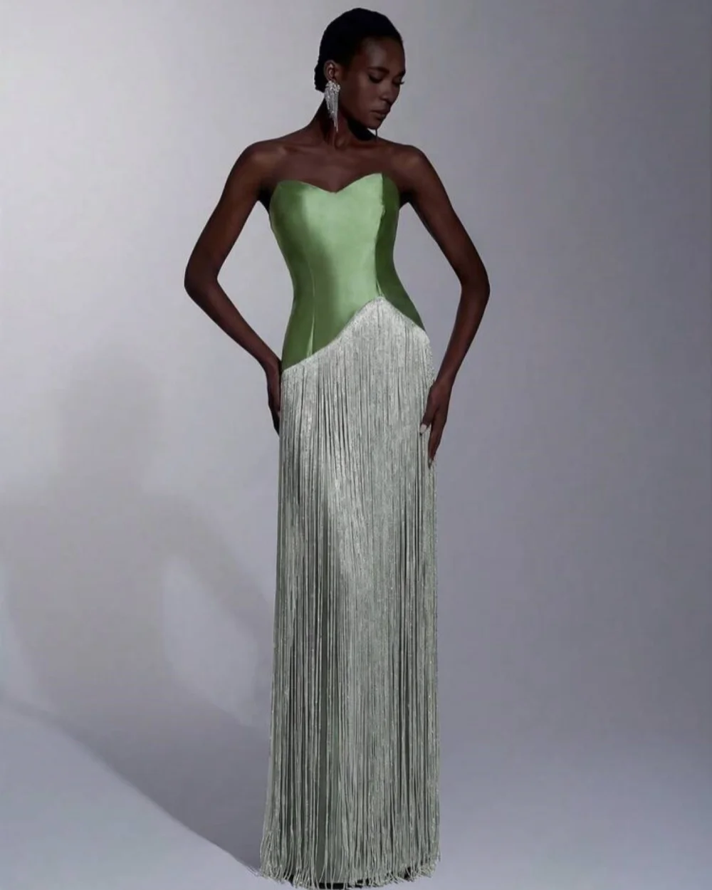 Customized High Quality Women Charmeuse Tassel Pleat Straight Evening Dresses Fashion Sexy Sweetheart Sleeveless Long Party Gown
Customized High Quality Women Charmeuse Tassel Pleat Straight Evening Dresses Fashion Sexy Sweetheart Sleeveless Long Party Gown