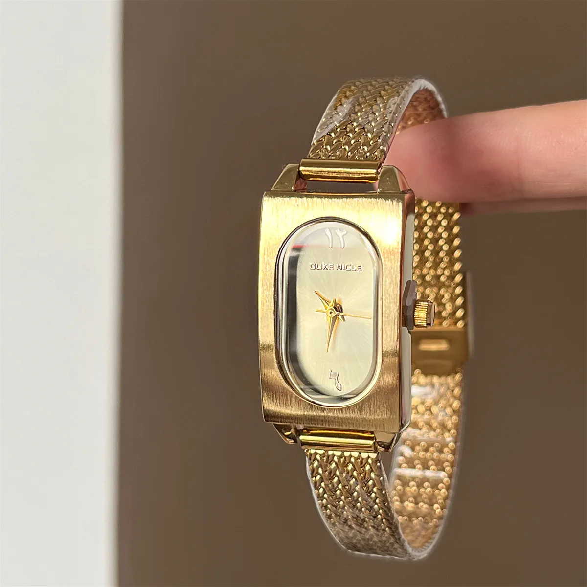 2026 New Fashion Stainless Steel Watch Women's Watch Rectangular Gold Fashion Luxury Elegant Quartz Watch Gift for Friends
2026 New Fashion Stainless Steel Watch Women's Watch Rectangular Gold Fashion Luxury Elegant Quartz Watch Gift for Friends