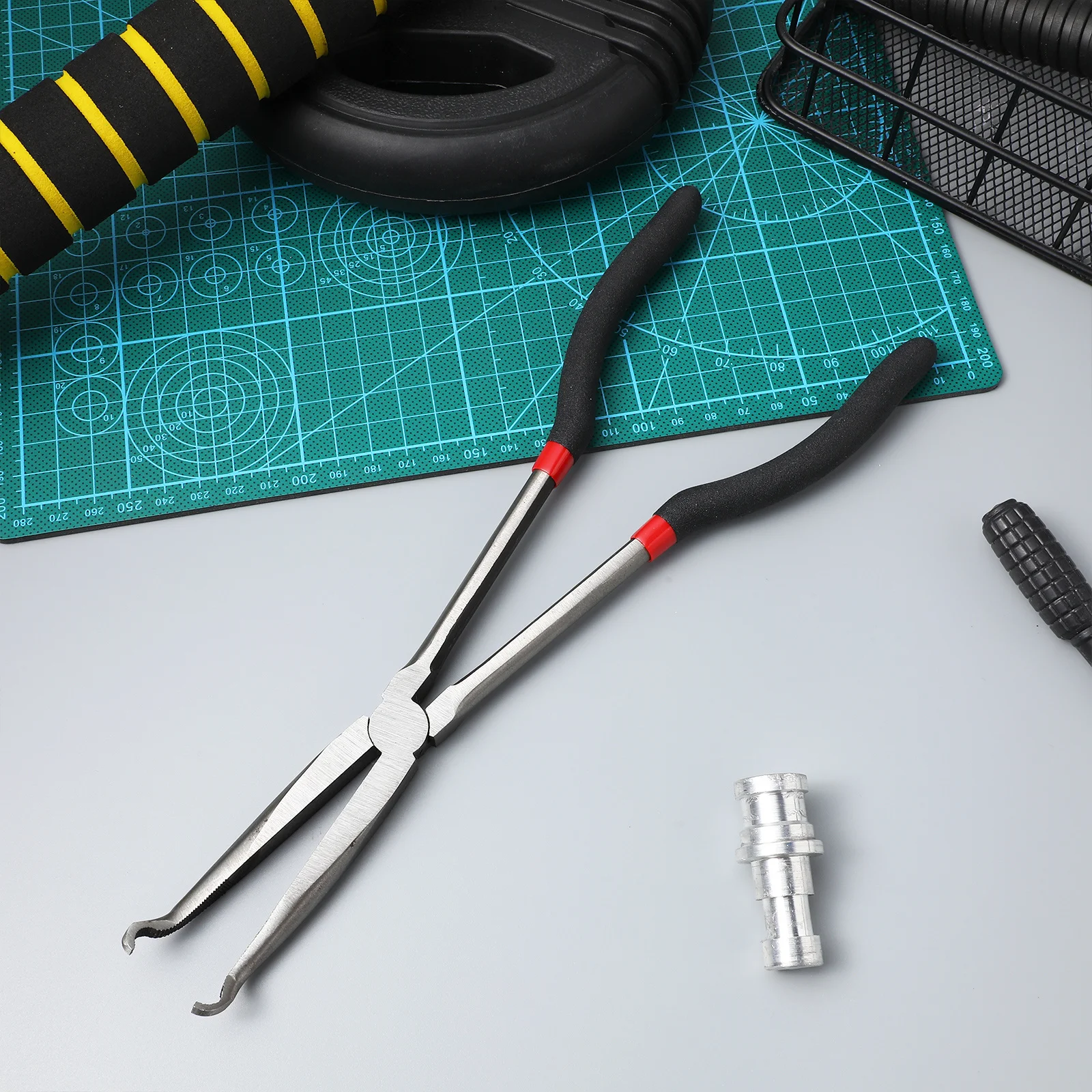 Long Nose Pliers Extended Reach O-Shaped Jaws Steel Electrical Connector Plier Tool For Wiring Crimping Clamp Disconnect
Long Nose Pliers Extended Reach O-Shaped Jaws Steel Electrical Connector Plier Tool For Wiring Crimping Clamp Disconnect