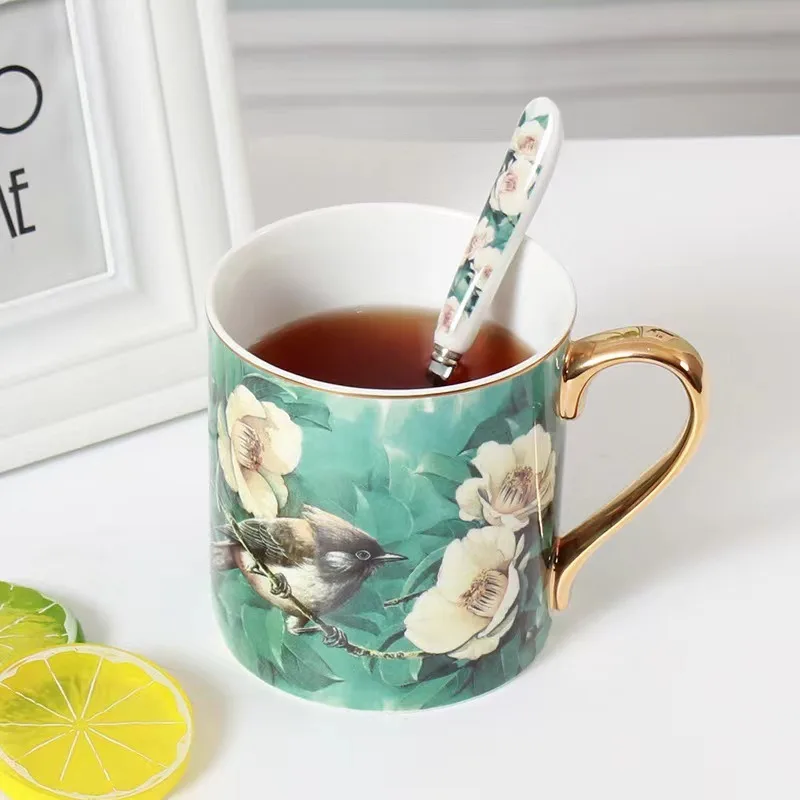 Элитная эстетичная парная керамическая кружка: свадебный сувенир, подарок для дома, термостойкая, большой объем, из костяного фарфора
Элитная эстетичная парная керамическая кружка: свадебный сувенир, подарок для дома, термостойкая, большой объем, из костяного фарфора