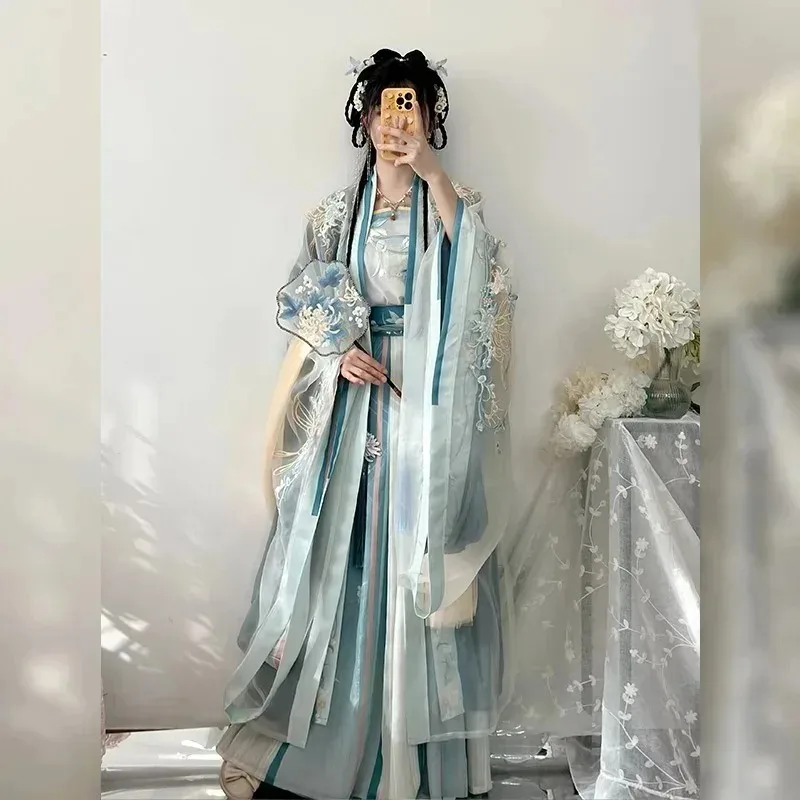 Chinese Hanfu Dress Embroidery Large Sleeve Gradient Original Party Stage Costume Show Cosplay Pink Blue
Chinese Hanfu Dress Embroidery Large Sleeve Gradient Original Party Stage Costume Show Cosplay Pink Blue